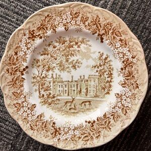 Vintage J&G Meakin “Romantic England” Plates – Set of 7 (Penshurst Place, Kent)